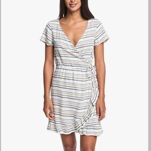 Roxy Women's Sun Dreamer Season Wrap Dress size S